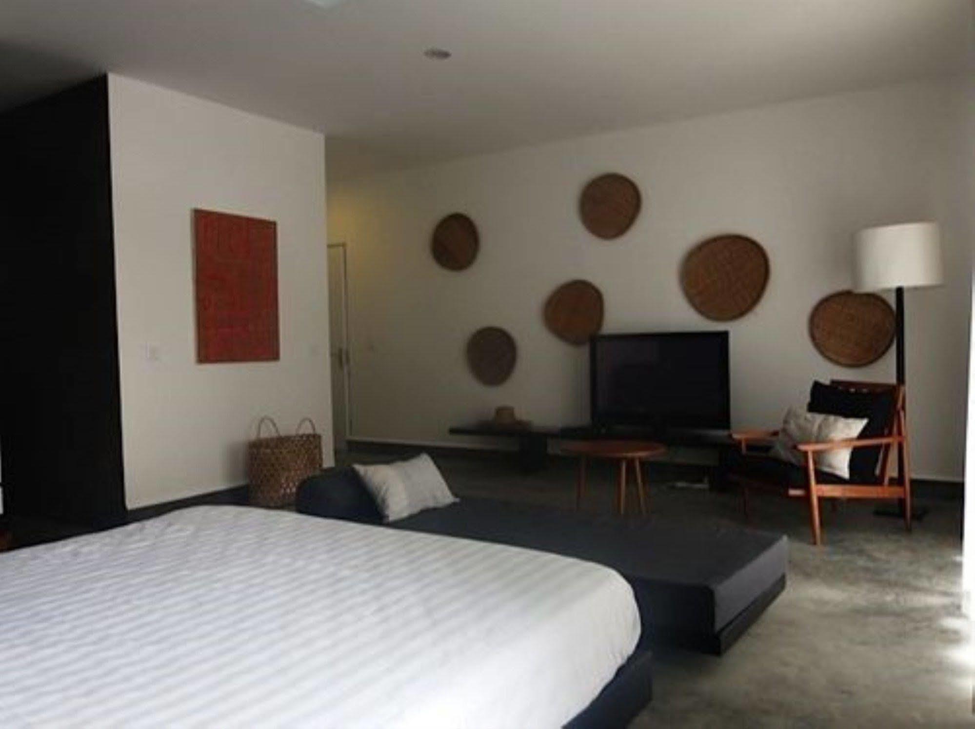 Tamu Otres Hotel Sihanoukville Luaran gambar