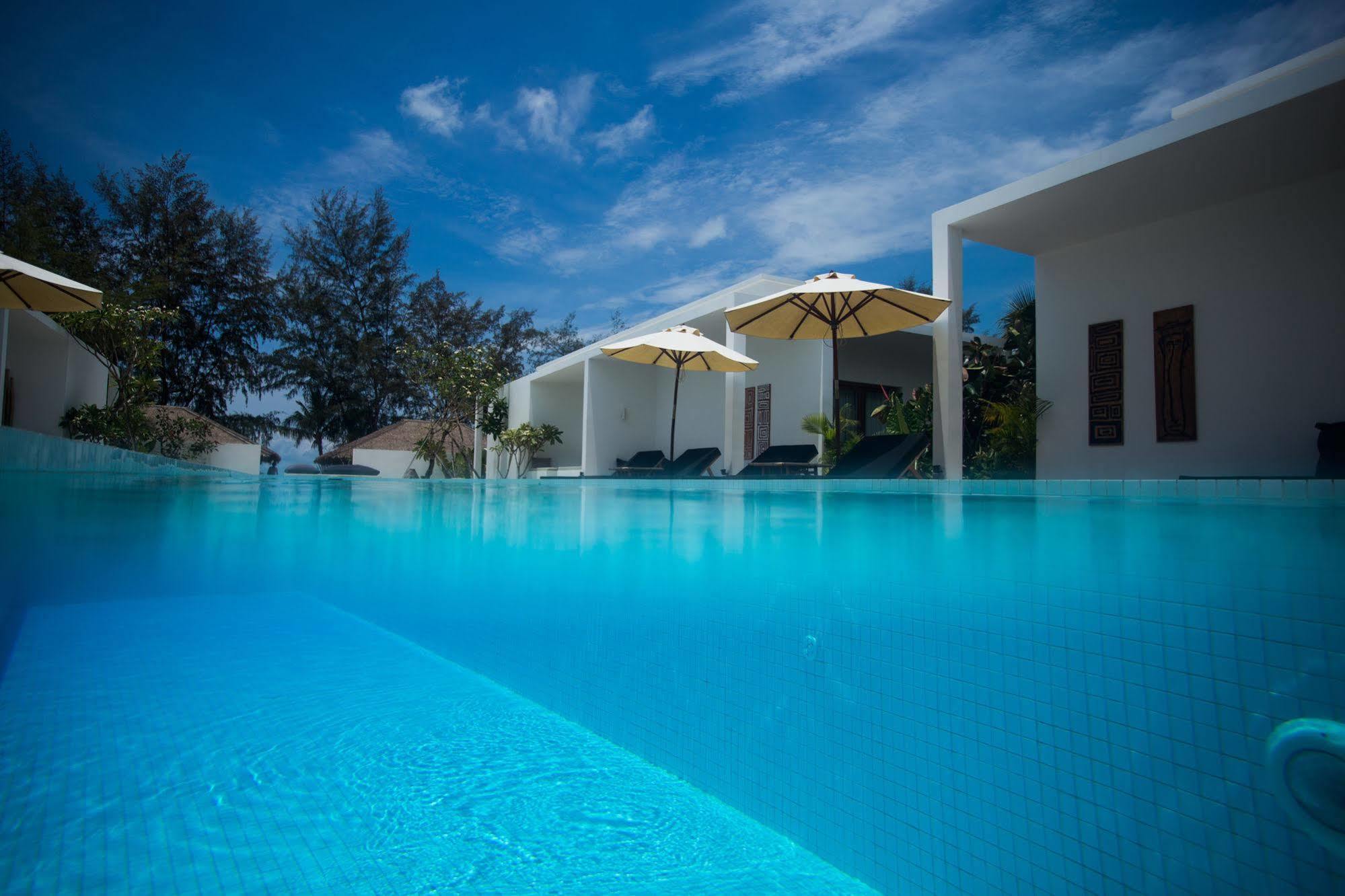 Tamu Otres Hotel Sihanoukville Luaran gambar
